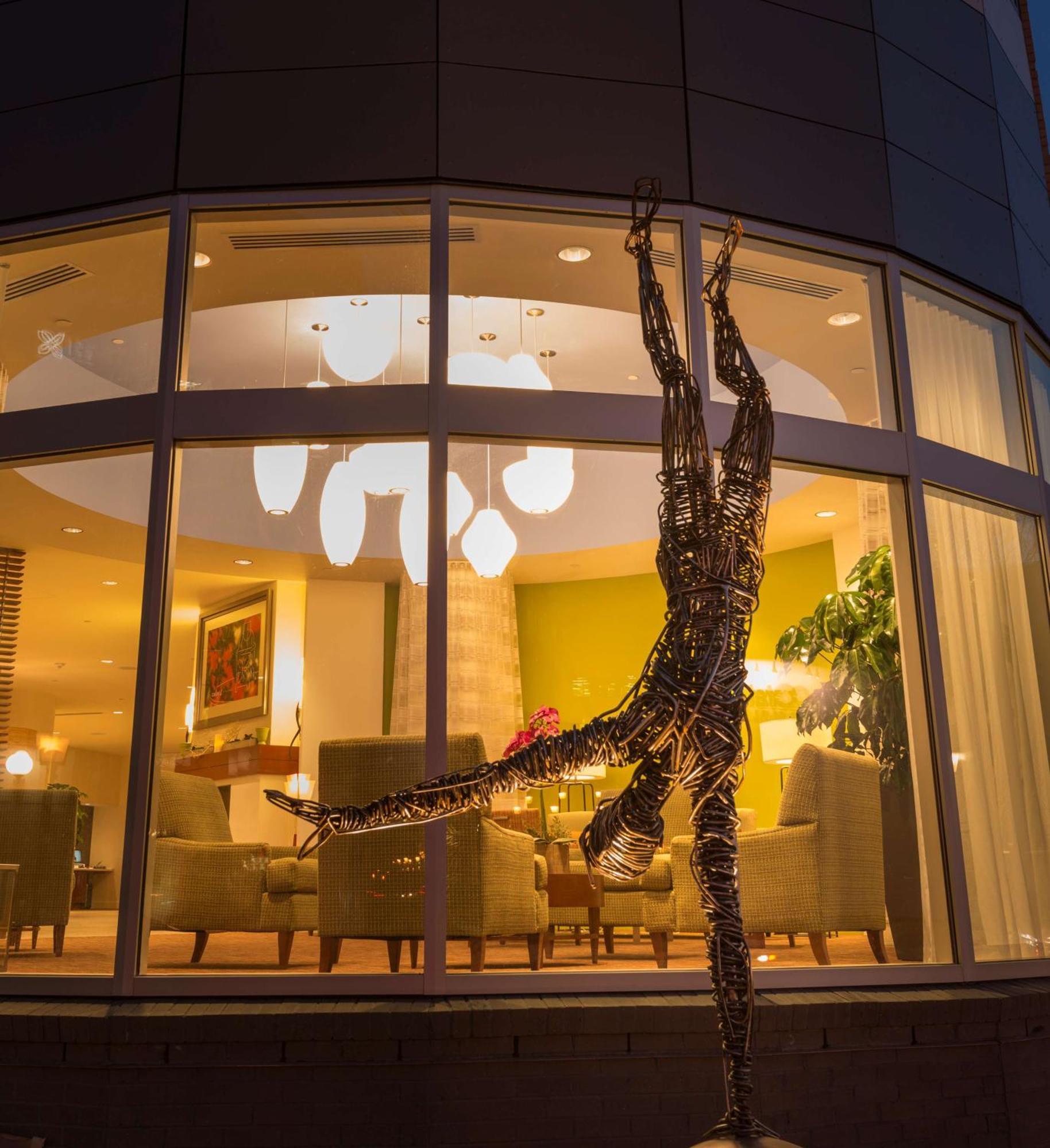 Hilton Garden Inn Alexandria Old Town National Harbor Exterior photo
