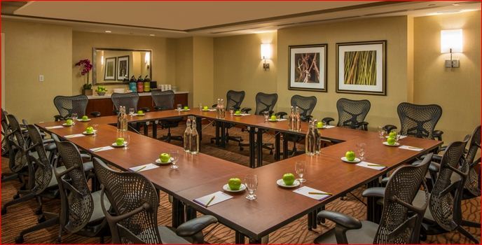 Hilton Garden Inn Alexandria Old Town National Harbor Exterior photo